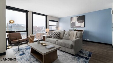 Building Photo - 1922 W Ogden Ave