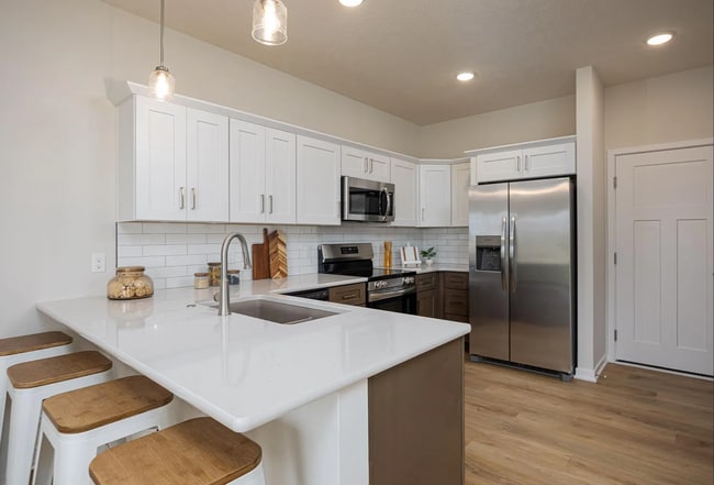 Photo - 11704 S 125th St Townhome