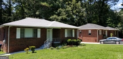 Building Photo - 1533 Alder Ln SW
