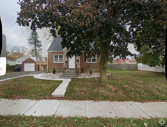 Building Photo - 73 Gravel St