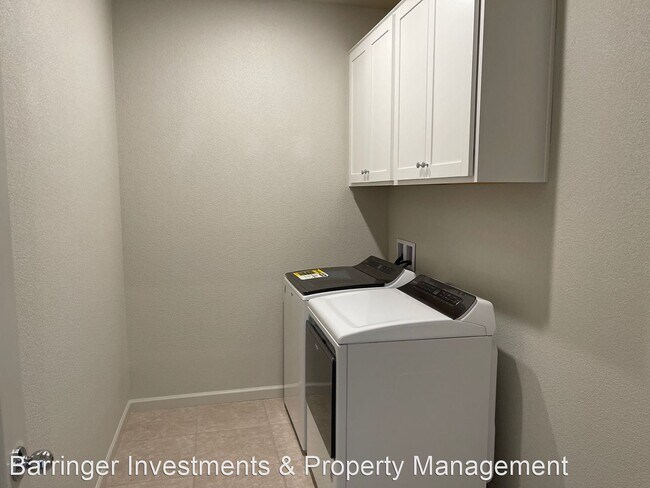 Foto del edificio - 3 br, 2 bath House - 1494 Dorrington Ln