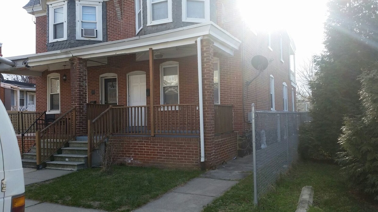 Primary Photo - 1806 N Tatnall St