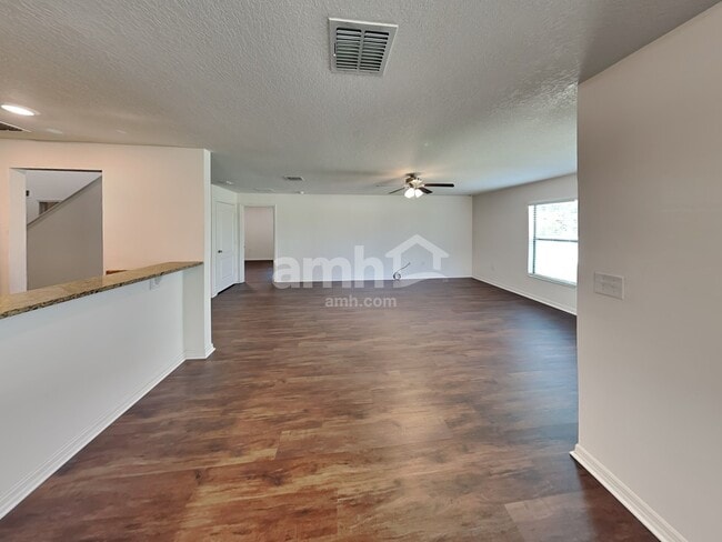 Foto del edificio - 812 Chatham Walk Dr