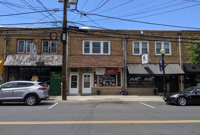 Foto principal - 209 W Clinton Ave