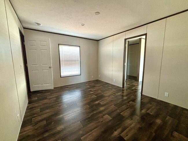 Building Photo - 2101 Ladnier Rd