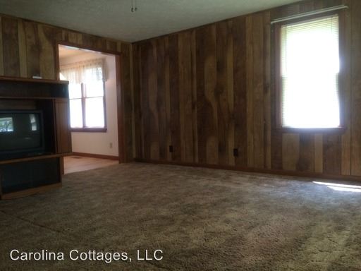 Building Photo - 1314 Willow Rd