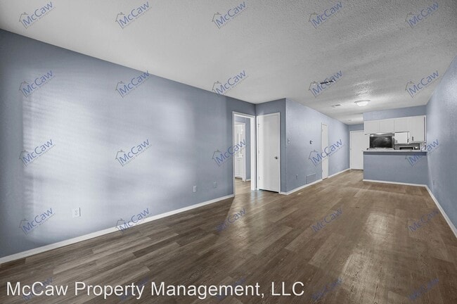 Building Photo - 2 br, 1 bath House - 603 Starlinda Ct. Unit C