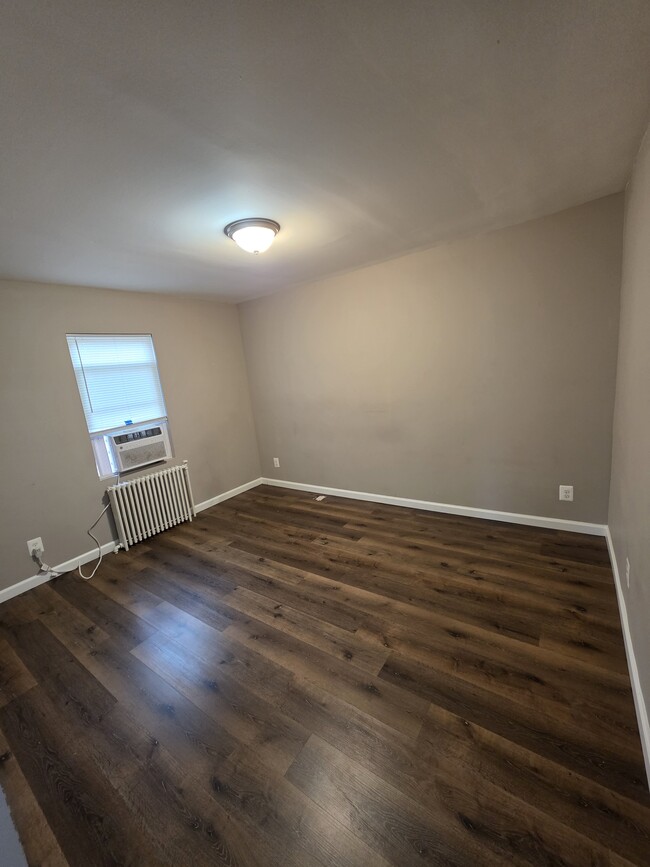 Building Photo - The Chartum