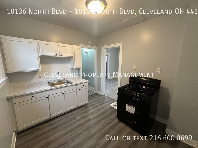 Foto del edificio - Newly Renovated Cleveland Duplex