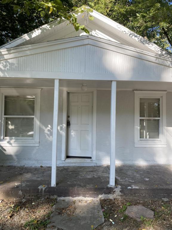 Foto principal - 108 S Home St