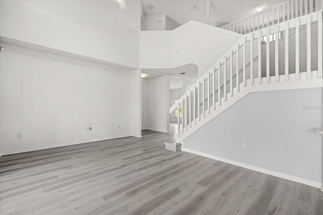 Foto del edificio - 521 Bromley Ct