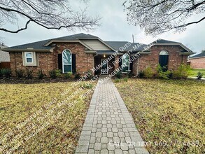 Building Photo - 330 Morning Dove Dr