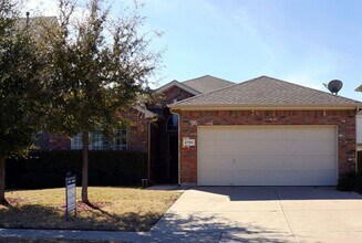 Building Photo - 2756 Red Wolf Dr
