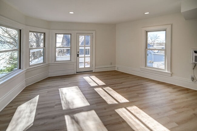 Building Photo - Jenifer Street