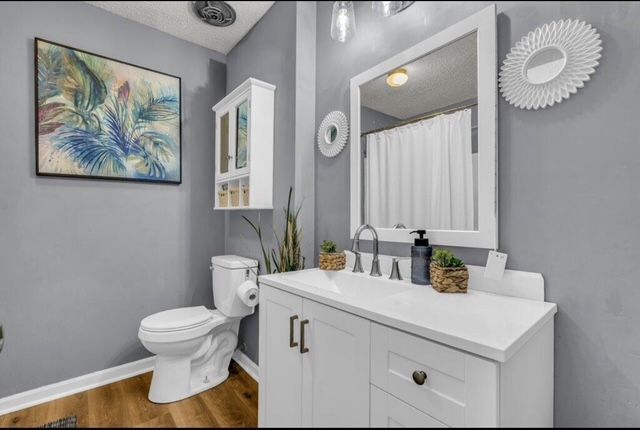 Foto del edificio - 620 Hospital Rd