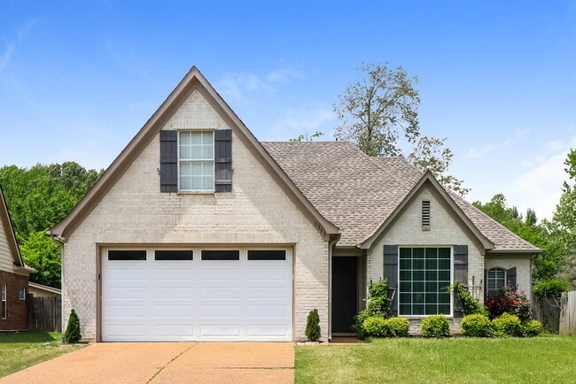 Building Photo - 1355 Carlton Ridge Dr