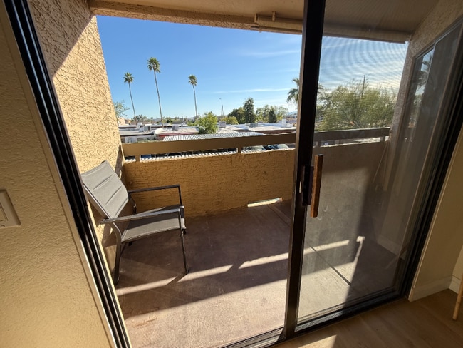 Foto del edificio - 2228 N 52nd St