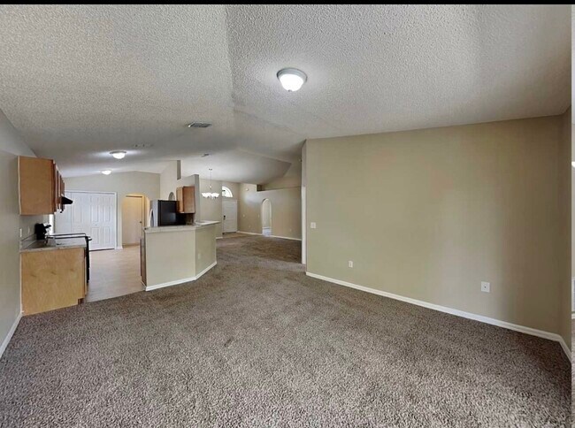 Foto del edificio - 7415 Overland Park Blvd W