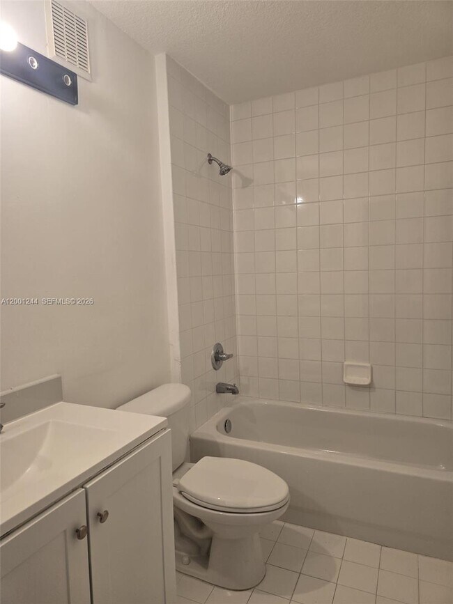 Foto del edificio - 3194 SW 128th Terrace