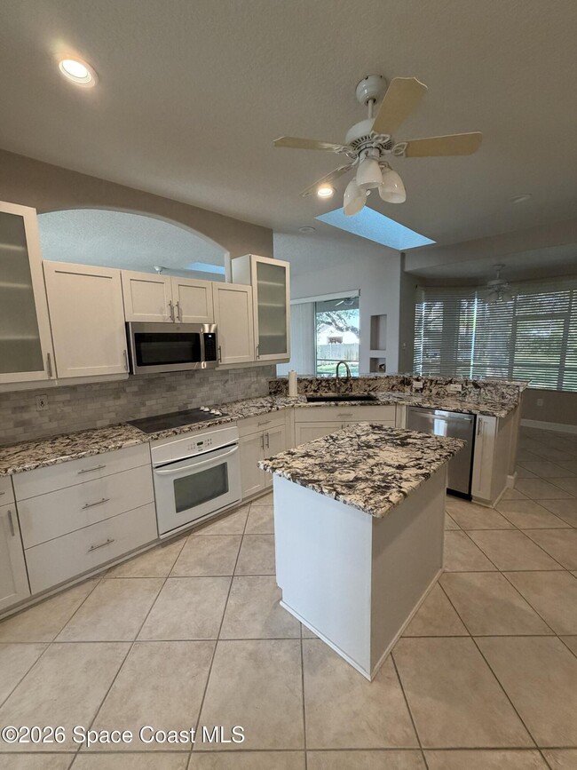 Building Photo - 1251 S Banana River Dr