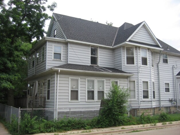 Primary Photo - 350 N Hickory St