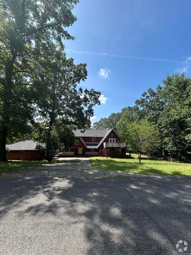 Building Photo - 116 Pineapple Dr