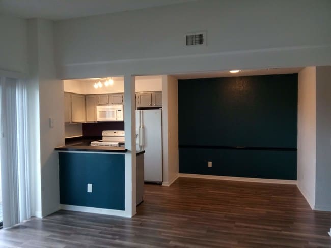 Building Photo - 3038 Antique Oaks Cir