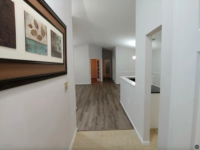 Building Photo - 10405 Trotters Pointe Dr