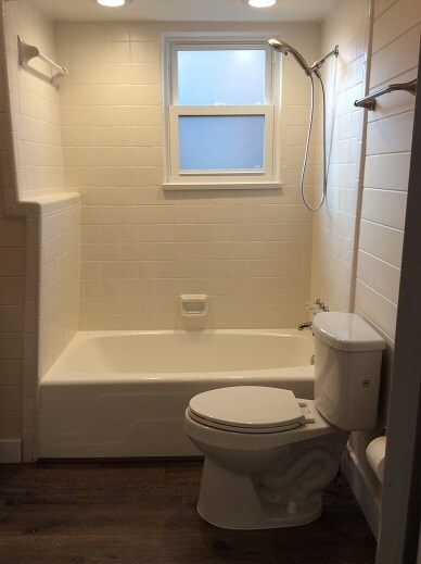 Foto del edificio - 221 Bunkers Cove Rd