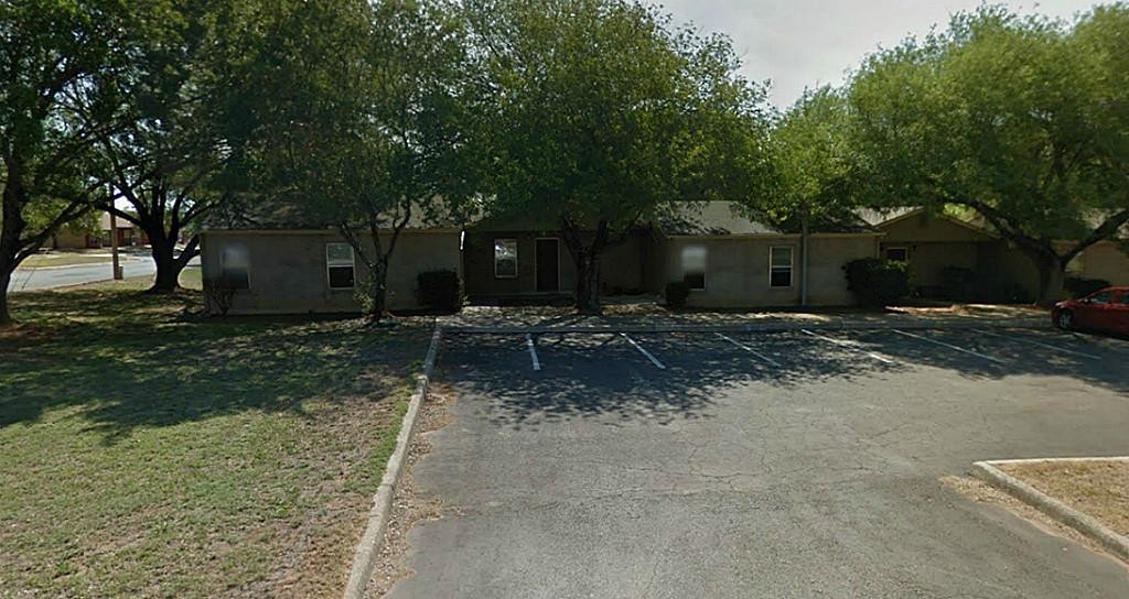 Primary Photo - 1200 E Frio St