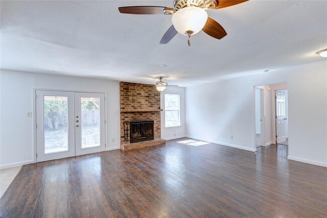 Building Photo - 2705 Nordham Dr