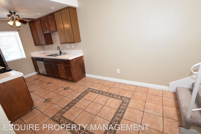 Building Photo - 3 br, 2 bath House - 5204 COLUMBUS PLACE