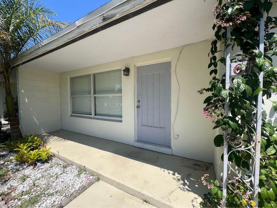 Foto principal - 611 SE Flamingo Ave