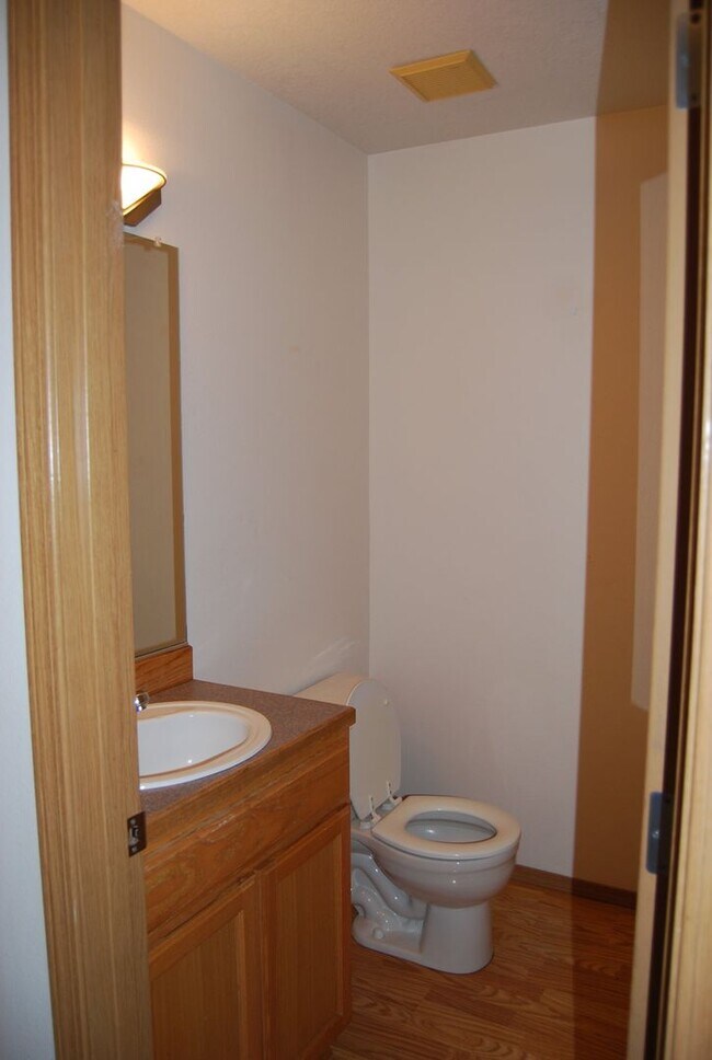 Foto del edificio - 3 Bedroom Town Home Gresham