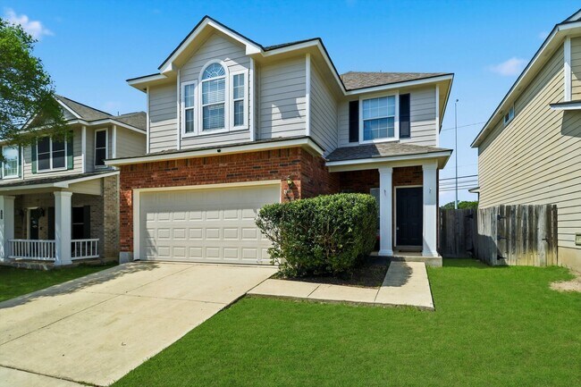 Foto del edificio - Move-In Ready Gem on Goldcrest Run Near Shopping & Dining