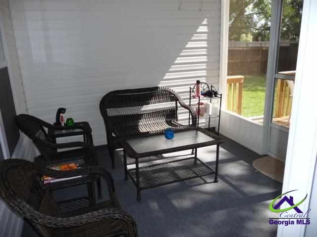Foto del edificio - 631 Amberley Ct