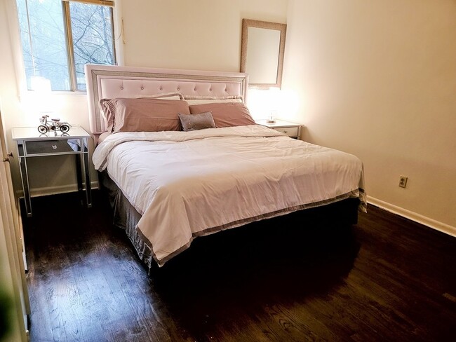 Photo - 1606 Bussell Pl (Norcross, GA) House