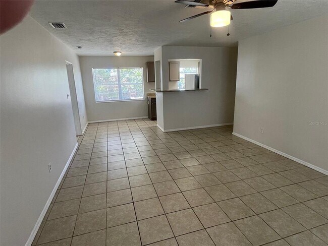 Foto del edificio - 6411 26th St W