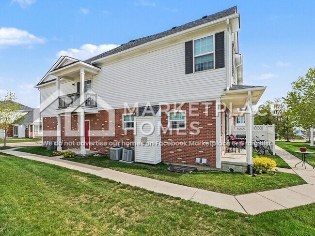 Foto del edificio - 2804 Riversedge Dr