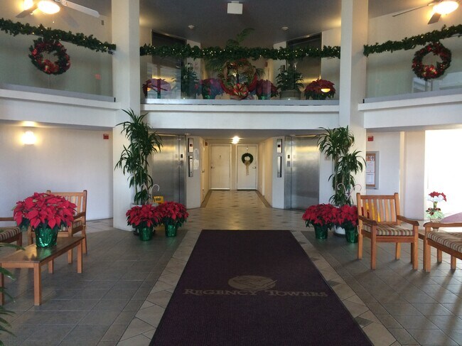 REGENCY TOWERS' LOBBY AT XMAS - 1600 Via De Luna Dr