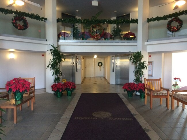 REGENCY TOWERS' LOBBY AT XMAS - 1600 Via De Luna Dr