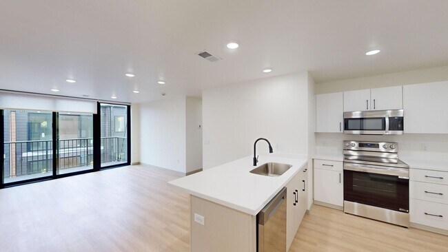Interior Photo - Maple Rock Reserve
