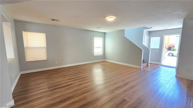Building Photo - 628 Port Talbot Ave