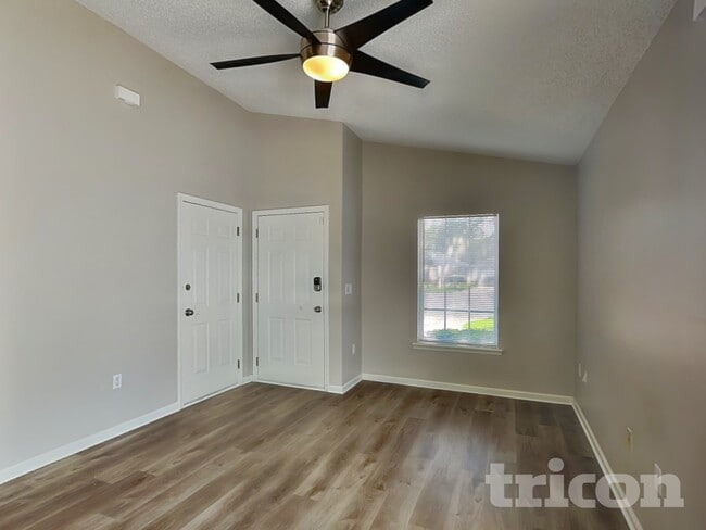 Building Photo - 4350 Jillian Dr