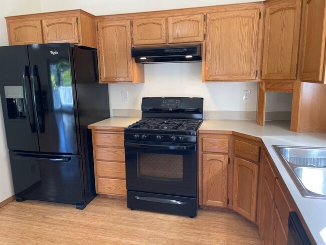 Building Photo - Lovely Single Level Home in Oak Harbor and...