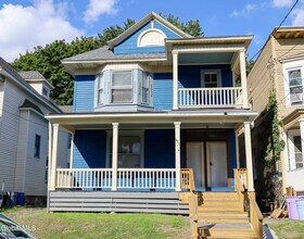 Building Photo - 475 Hamilton St