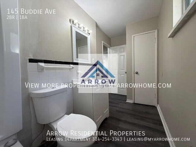 Foto del edificio - 145 Buddie Ave