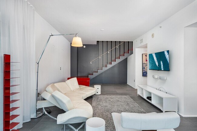 Foto del edificio - 6103 Aqua Ave