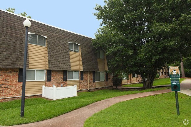 Área de juegos - Hanover Landing Apartments