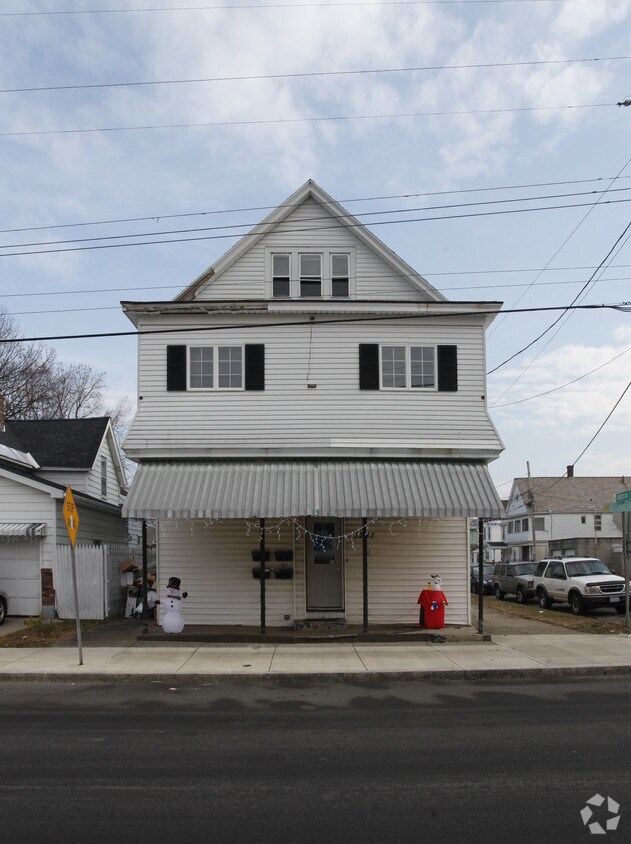 Building Photo - 1231 Congress St
